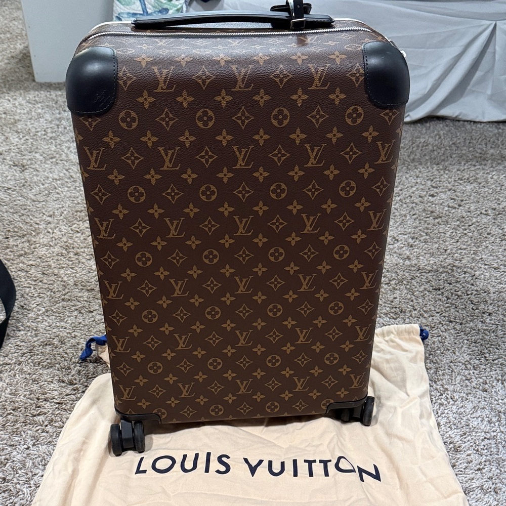 Louis Vuitton Horizon 55 Monogram Rolling Luggage in Brown and Black